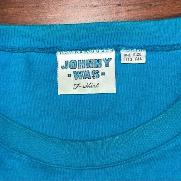 Vintage Johnny Was Embroidered Fish T-Shirt - Picture 4 of 7
